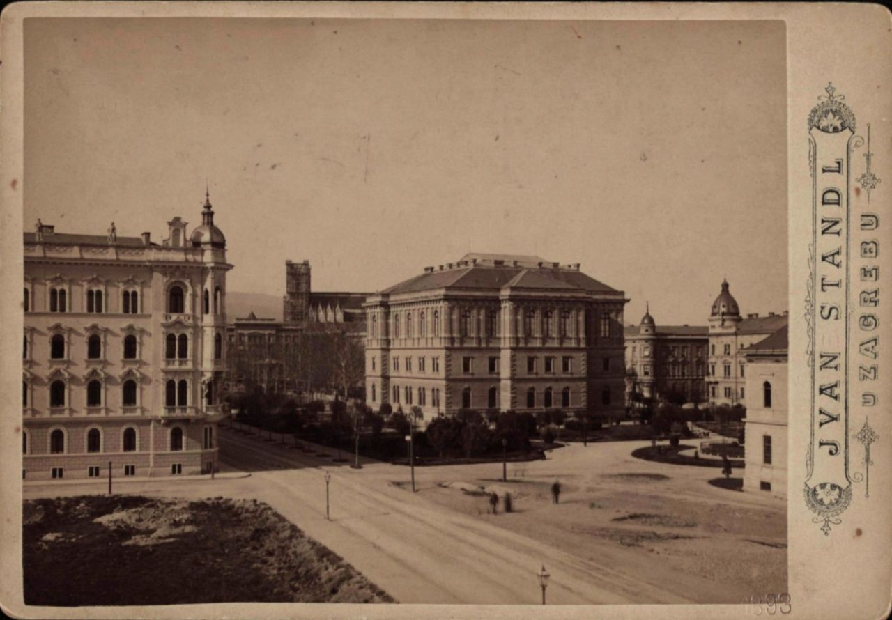 Palača JAZU 1893. godine (Foto Ivan Strandl)